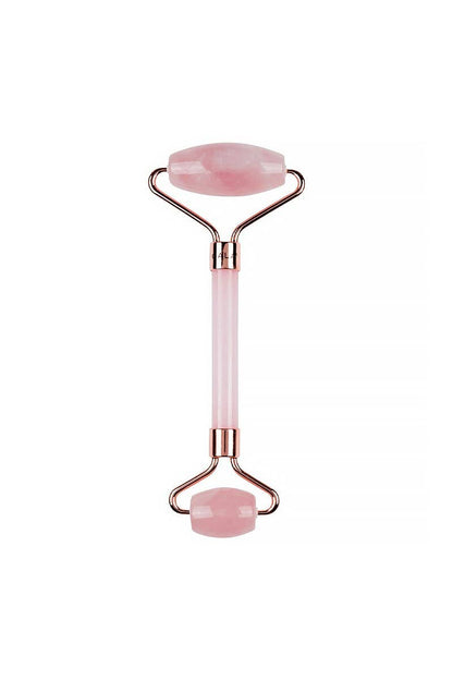 Rouleau facial en quartz rose avec détails dorés